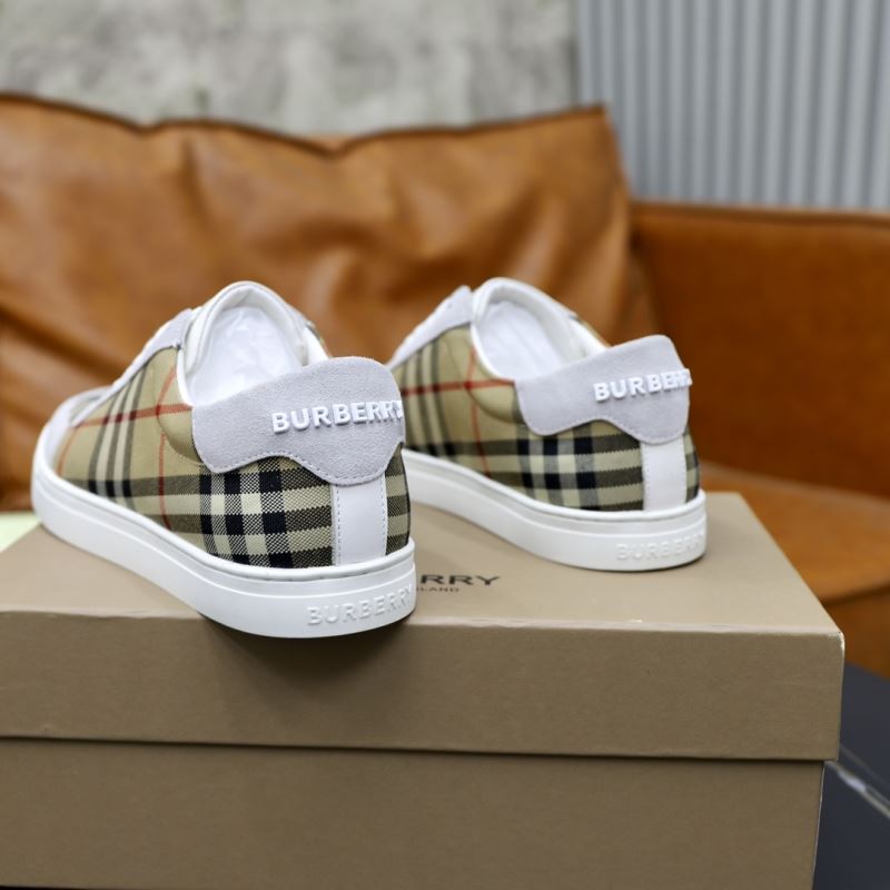 Burberry Low Shoes